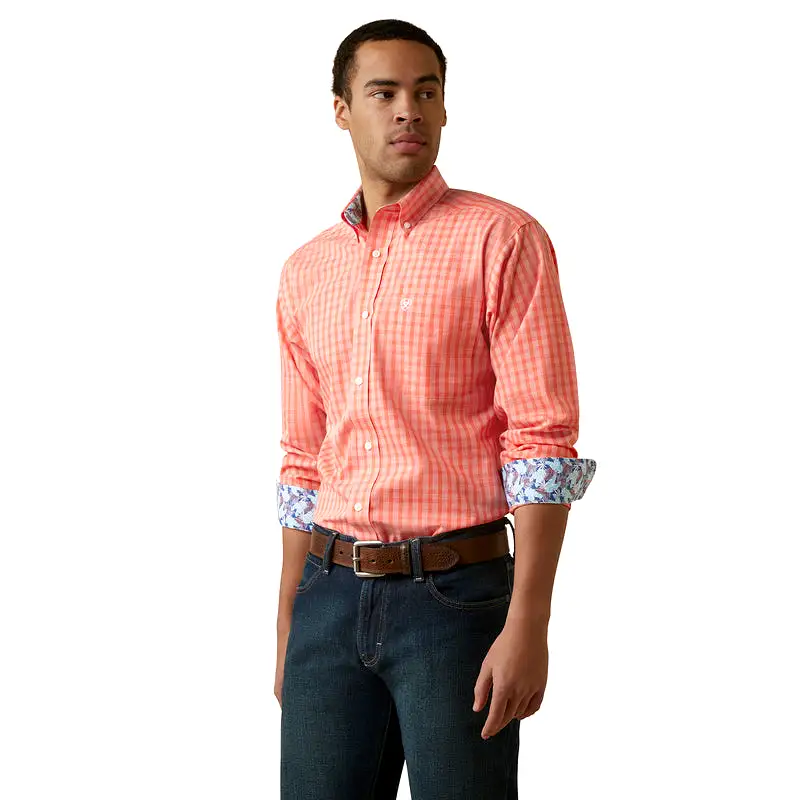 'Ariat' Men's Wrinkle Free Winston Slim Fit Button Down - Flame Coral