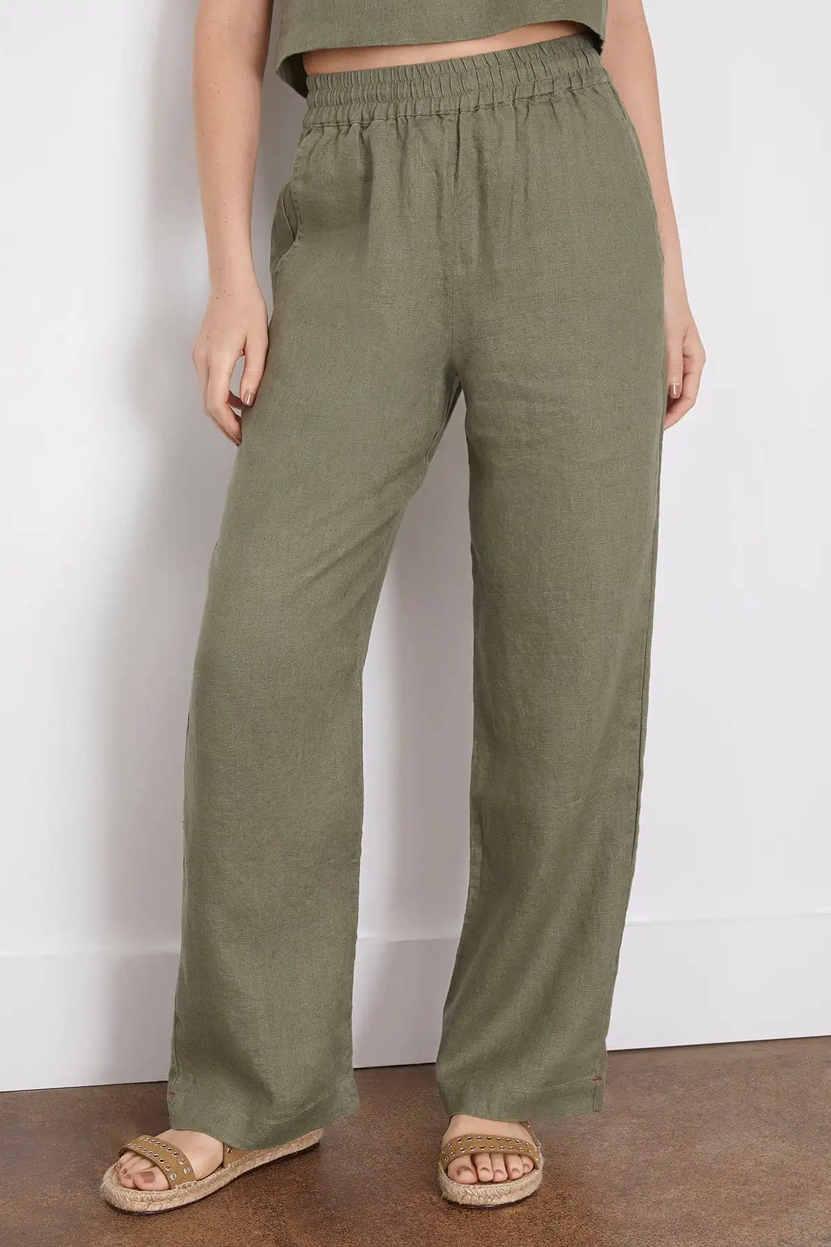 Atticus Pant in Mossy