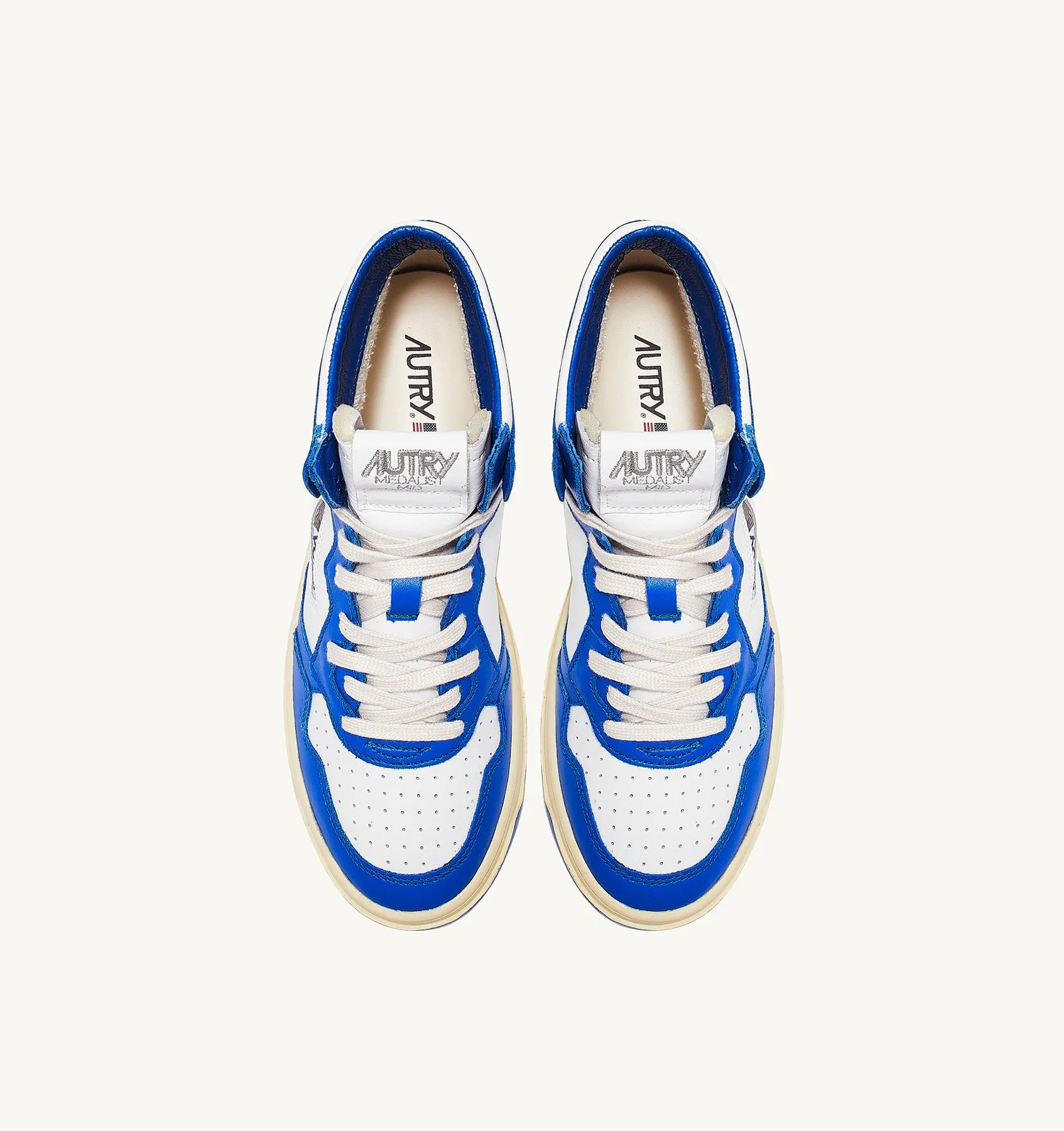 AUTRY SNEAKERS MAN  MEDALIST MID BICOLOR SNEAKERS IN LEATHER COLOR WHITE AND PRINCE BLUE