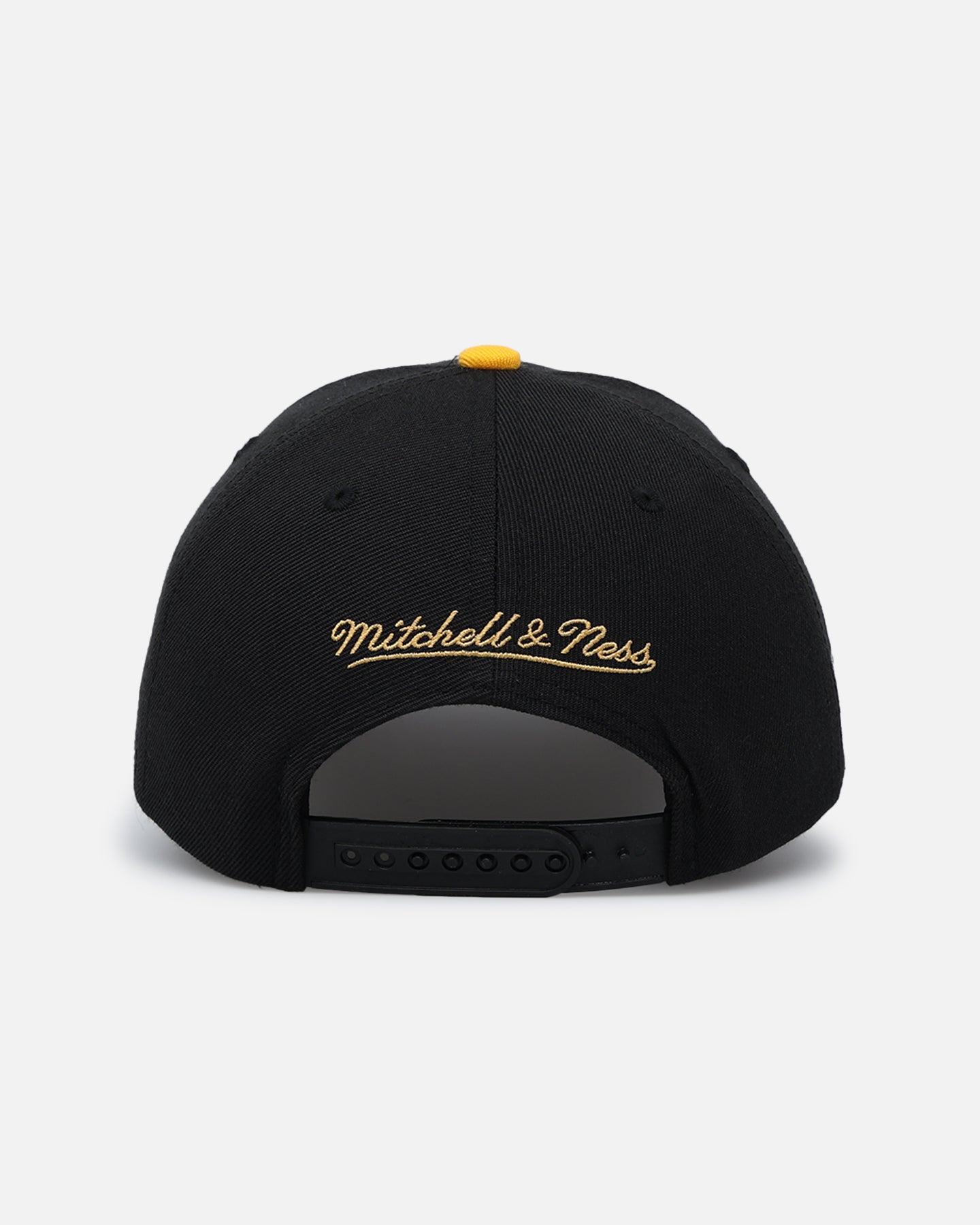 Mitchell & Ness Chicago Bulls Enter The Dragon Pro Crown Snapback Black/Ochre