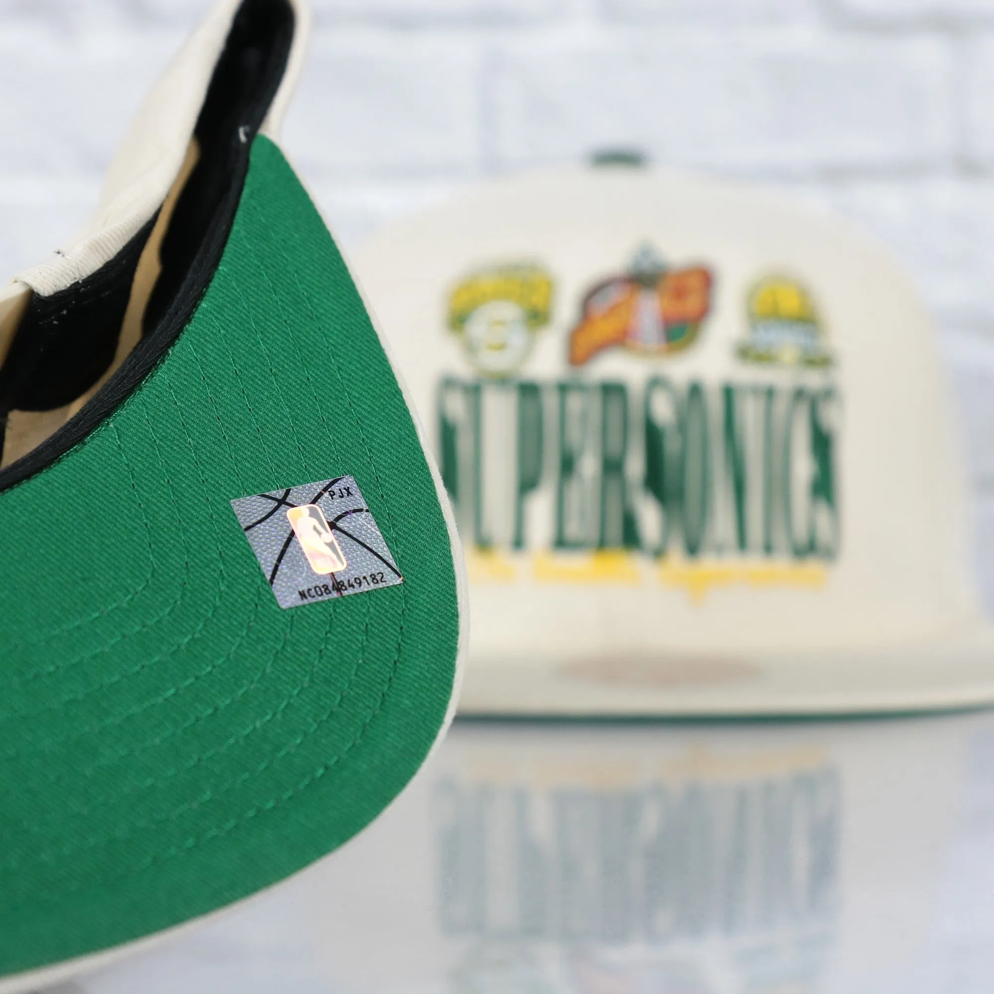 Seattle Supersonics Hardwood Classics Reframe Retro Green bottom | Off-White Snapback Hat